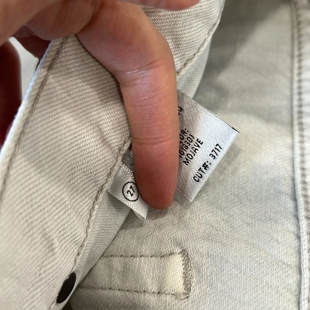 GRLFRND Bella Low Rise Boyfriend Jeans in White, Mojave Size 27 Retail $225 - Picture 9 of 11